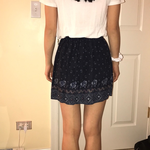 Blue boho Abercrombie skirt - Picture 3 of 3